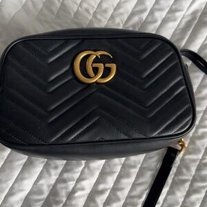 Gucci GG MARMONT MINI SHOULDER BAG